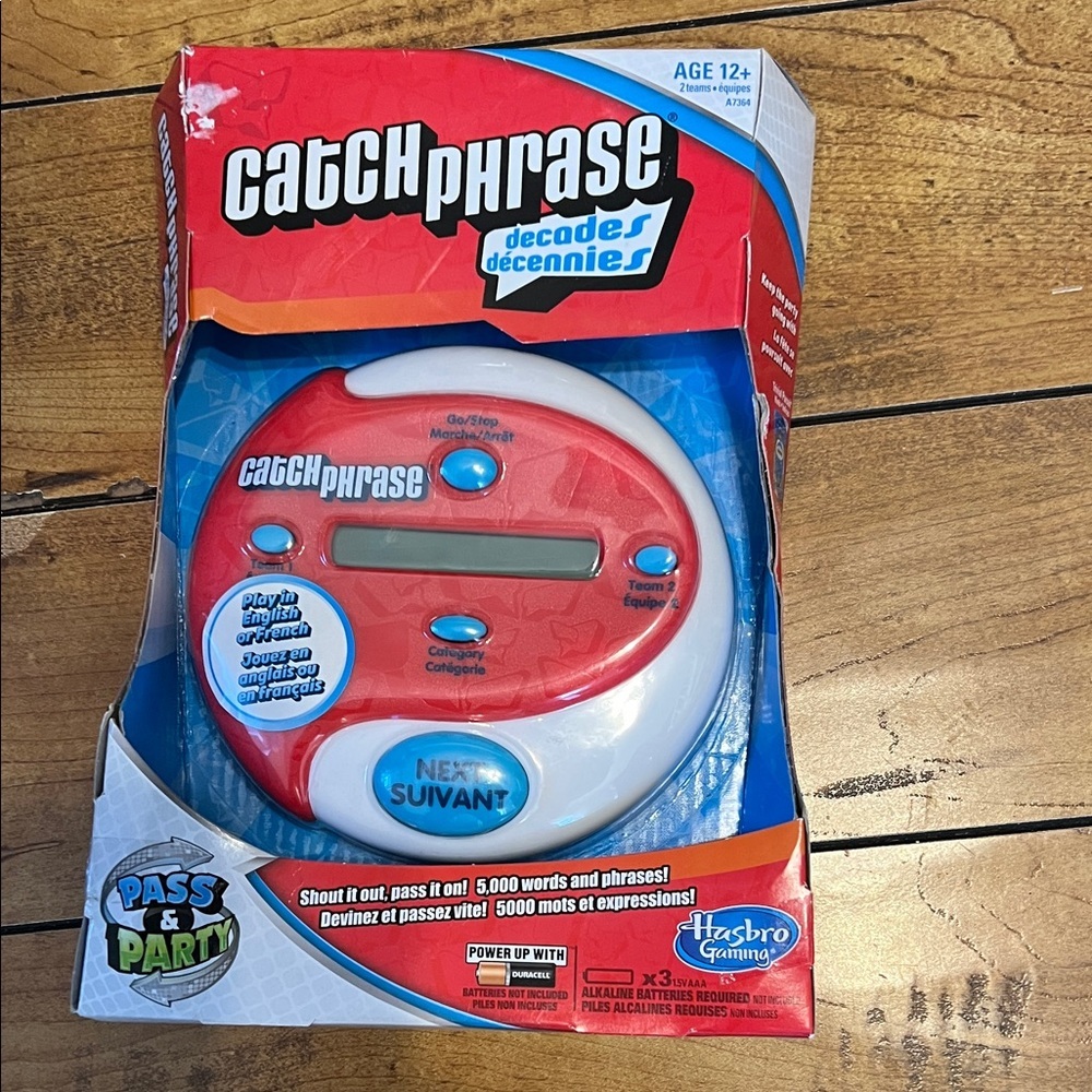 Hasbro Catch Phrase Game - Red and White